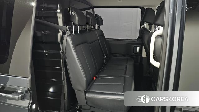 Hyundai Staria 2023 Серый из Кореи, фото 3