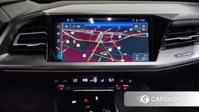 Audi Q4 e-Tron (F4) 2022 Черный из Кореи, фото 3