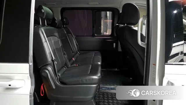 Hyundai Staria 2021 Белый из Кореи, фото 3