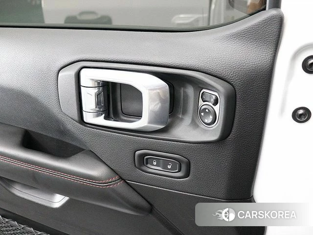 Jeep Wrangler (JL) 2024 Белый из Кореи, фото 3
