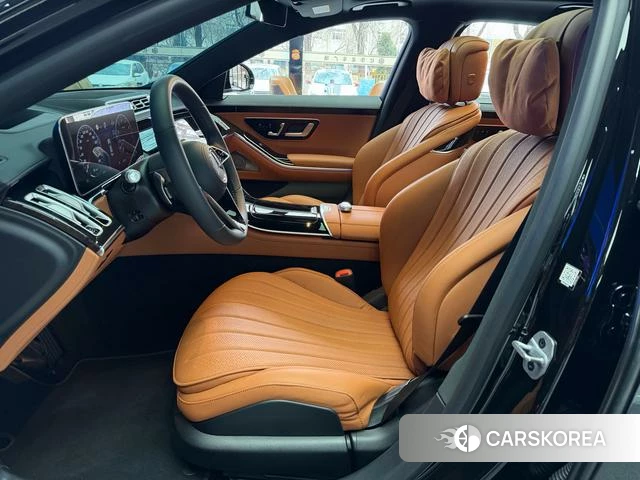 Mercedes-Benz S-Class 2024 Черный из Китая, фото 3