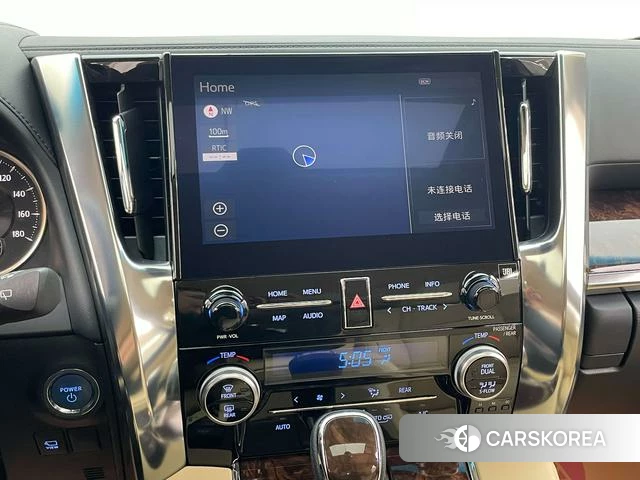 Toyota Alphard 2022 Белый из Китая, фото 3