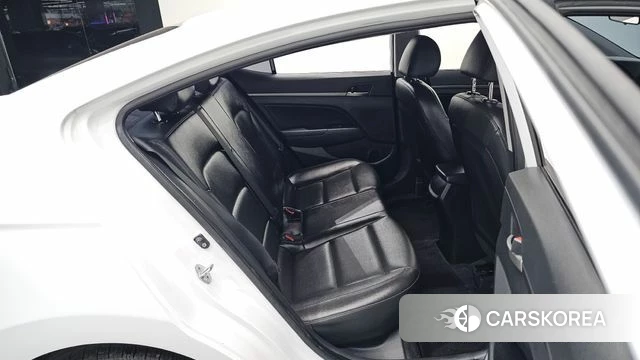 Hyundai Avante AD 2018 Белый из Кореи, фото 3