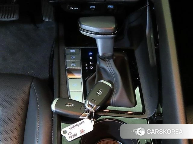 Hyundai The New Avante (CN7) 2023 Белый из Кореи, фото 3
