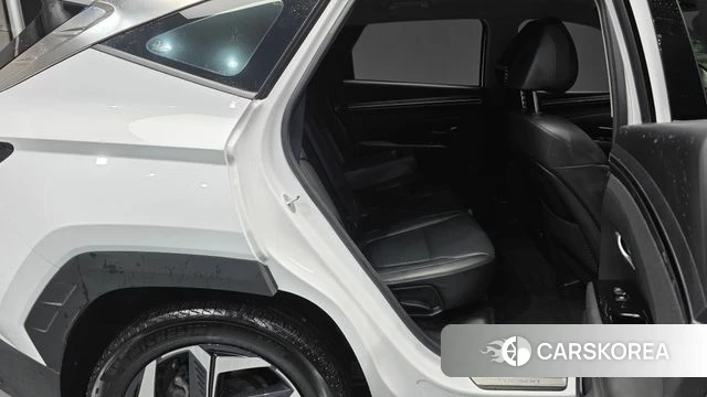 Hyundai Tucson (NX4) 2023 Белый из Кореи, фото 3