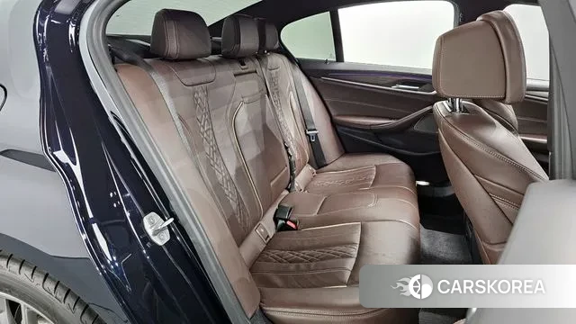 BMW 5 Series (G30) 2020 Черный из Кореи, фото 3