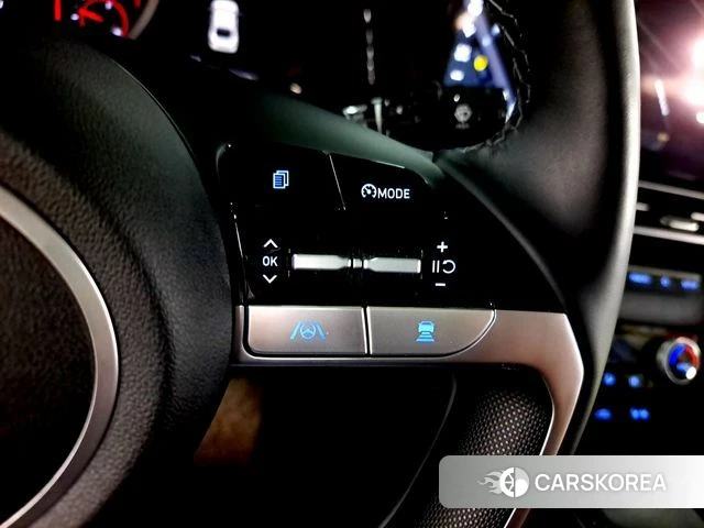 Hyundai Avante (CN7) 2021 Красный из Кореи, фото 3
