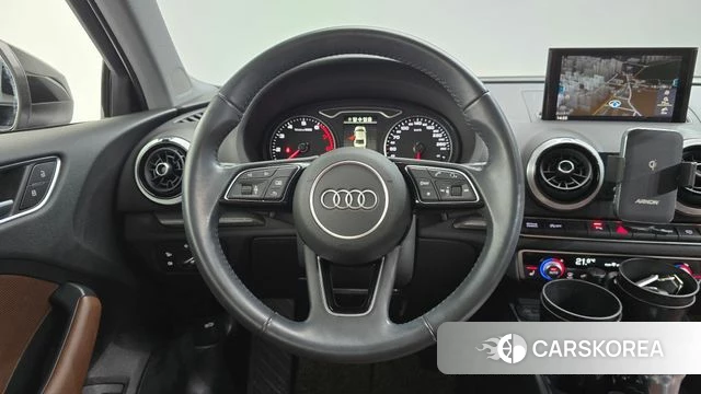 Audi New A3 2020 Черный из Кореи, фото 3