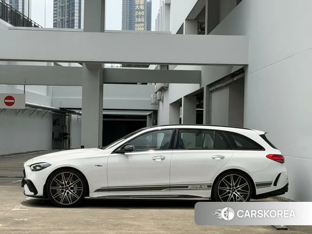Mercedes-Benz AMG C-Class 2026 Белый из Китая, фото 3