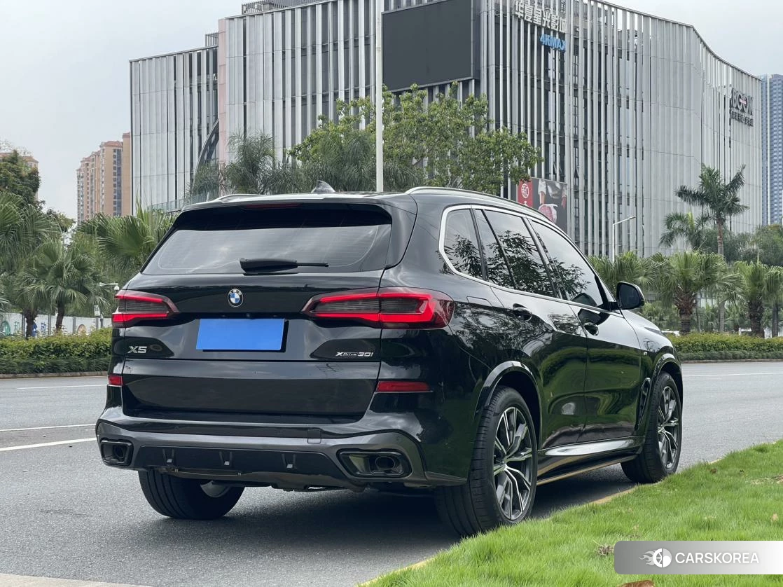 BMW X5 2020 Черный из Китая, фото 3