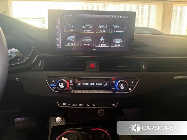 Audi A4 (B9) 2023 Серый из Кореи, фото 3