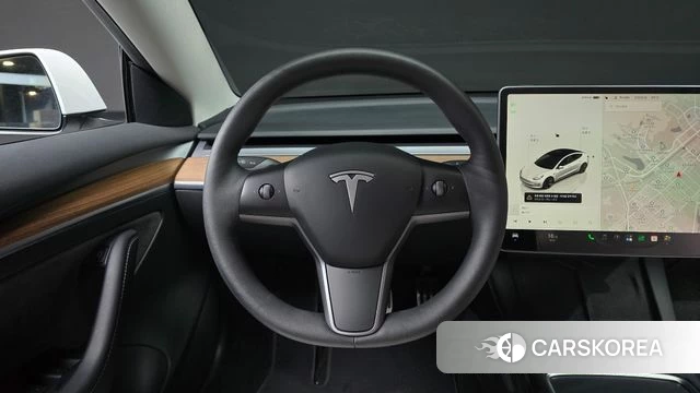 Tesla Model 3 2022 Белый из Кореи, фото 3