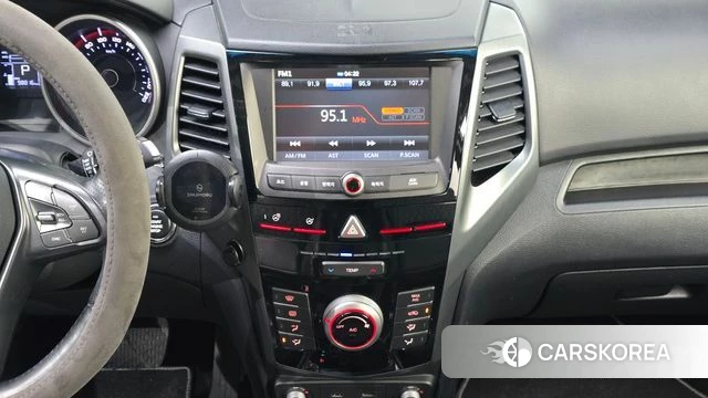Ssangyong Tivoli Armor 2019 Белый из Кореи, фото 3
