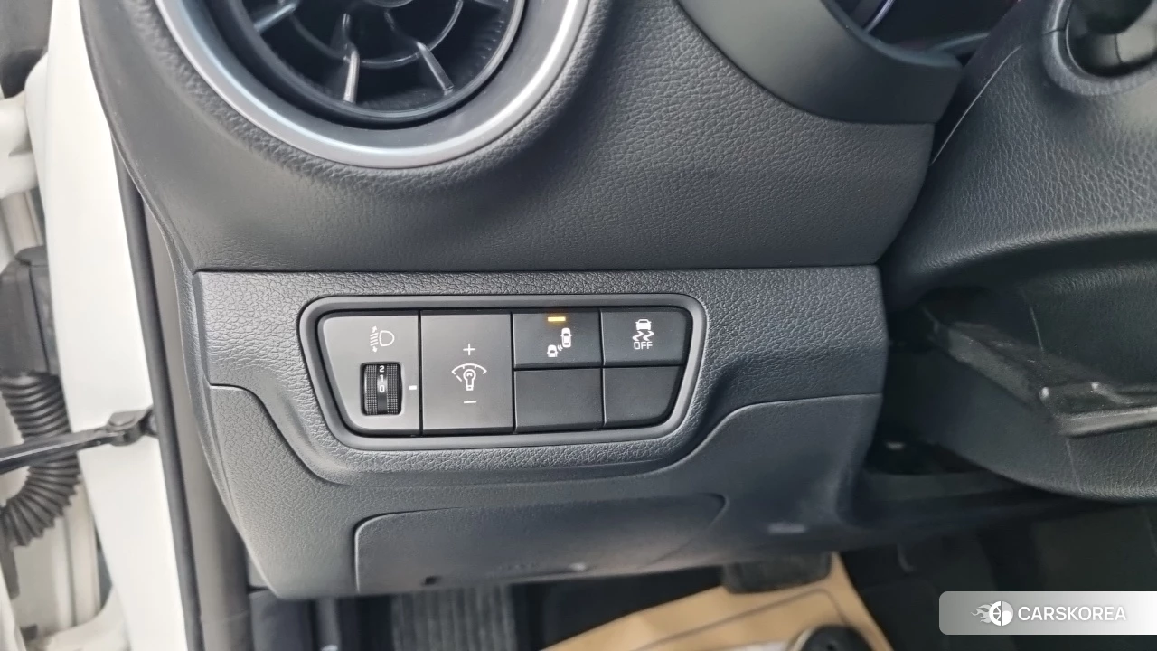 Kia The New K3 2nd generation 2021 Белый из Кореи, фото 3
