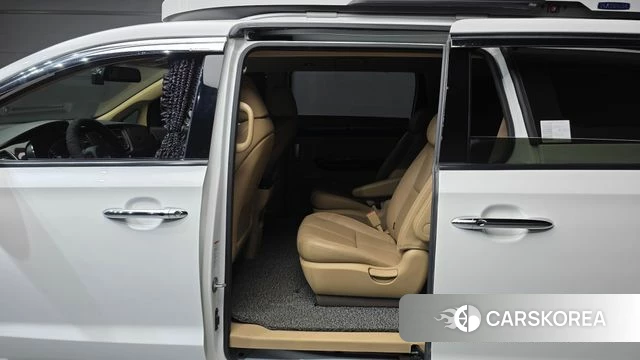 Kia The New Carnival 2018 Белый из Кореи, фото 3