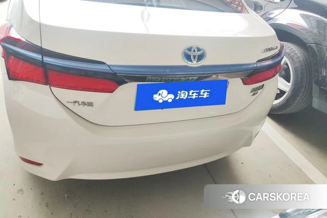 Toyota Corolla 2021 Белый из Китая, фото 3