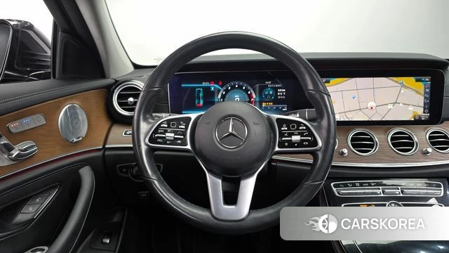 Mercedes-Benz E-Class W213 2020 Черный из Кореи, фото 3