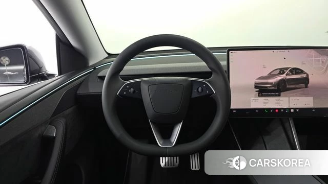 Tesla Model Y 2025 Серый из Кореи, фото 3