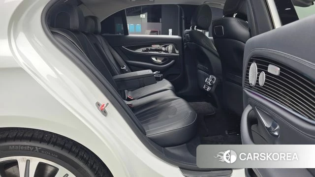 Mercedes-Benz E-Class W213 2019 Белый из Кореи, фото 3