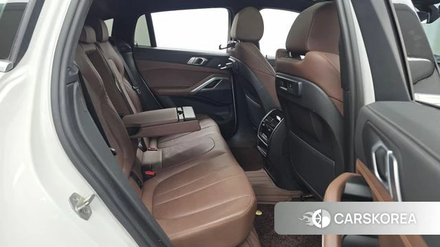 BMW X6 (G06) 2022 Белый из Кореи, фото 3