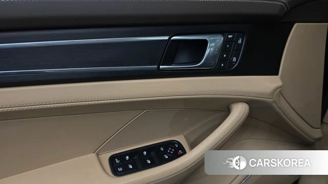 Porsche Panamera (971) 2022 Черный из Кореи, фото 3