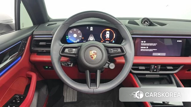 Porsche Makan EV 2025 Белый из Кореи, фото 3