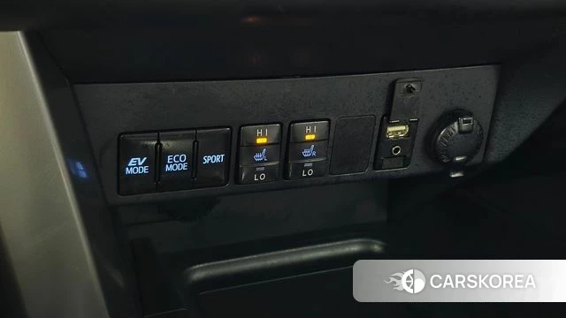 Toyota RAV4 2018 Белый из Кореи, фото 3