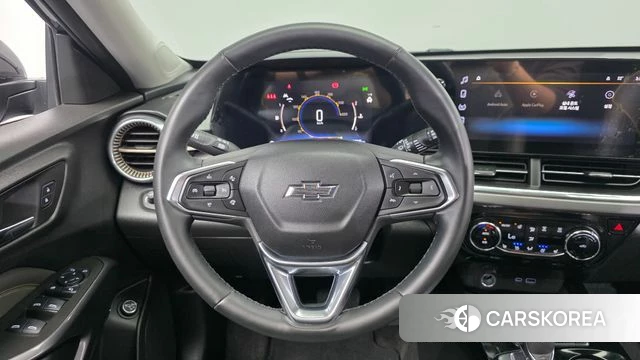 Chevrolet (GM Daewoo) Trax Crossover 2024 Черный из Кореи, фото 3