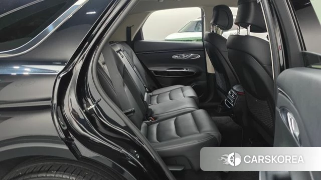 Genesis GV70 2022 Черный из Кореи, фото 3