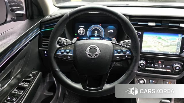 Ssangyong Korando EV (E-Motion) 2024 Серебристо-серый из Кореи, фото 3