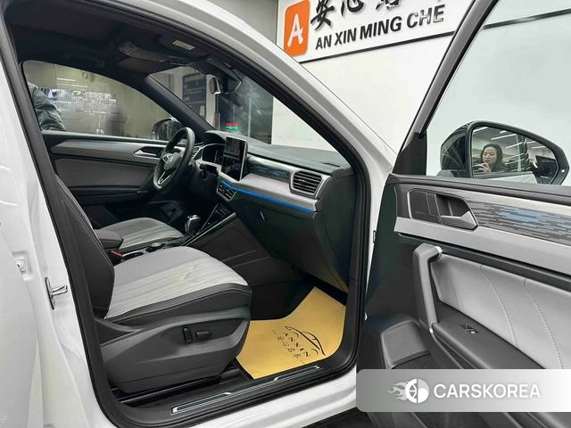 Volkswagen Tayron 2023 Белый из Китая, фото 3