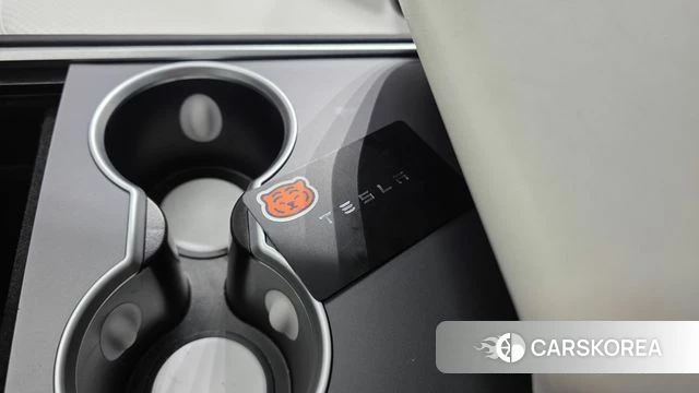 Tesla Model Y 2021 Белый из Кореи, фото 3