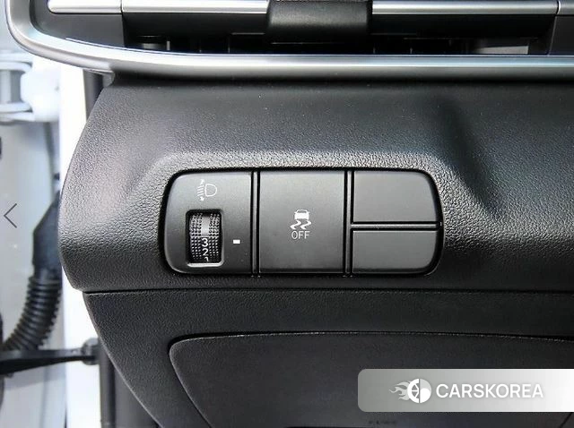Hyundai The New Avante (CN7) 2023 Белый из Кореи, фото 3