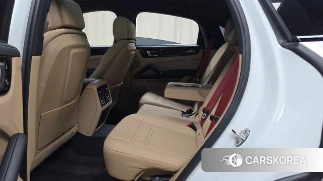 Porsche Cayenne (PO536) id 4905144 из Кореи 3