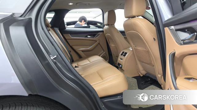 Jaguar F-PACE 2022 Серебристо-серый из Кореи, фото 3