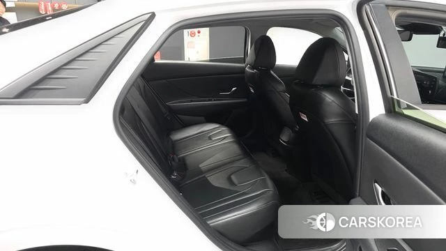 Hyundai Avante Hybrid (CN7) 2021 Белый из Кореи, фото 3
