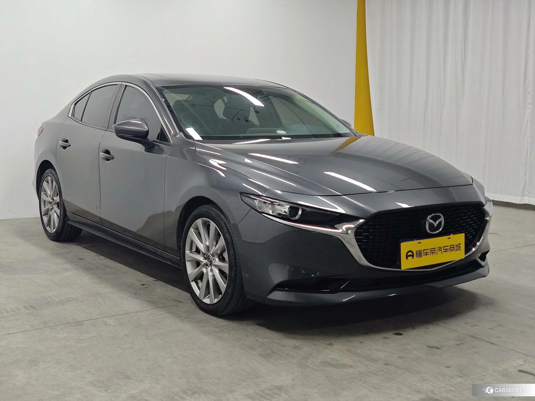 Mazda 3 2021 Темно-серый из Китая, фото 3