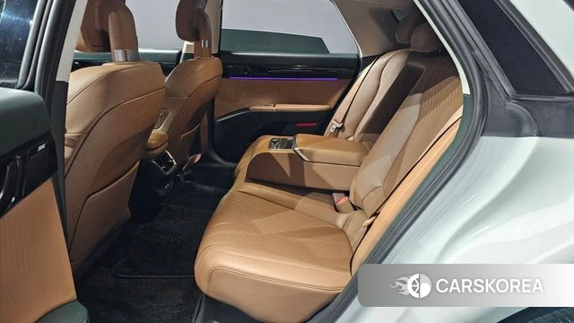 Hyundai Grandeur Hybrid (GN7) 2023 Белый из Кореи, фото 3