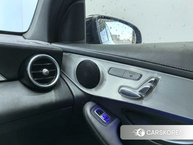 Mercedes-Benz GLC 2021 Синий из Китая, фото 3