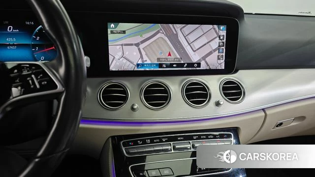 Mercedes-Benz E-Class W213 2021 Черный из Кореи, фото 3