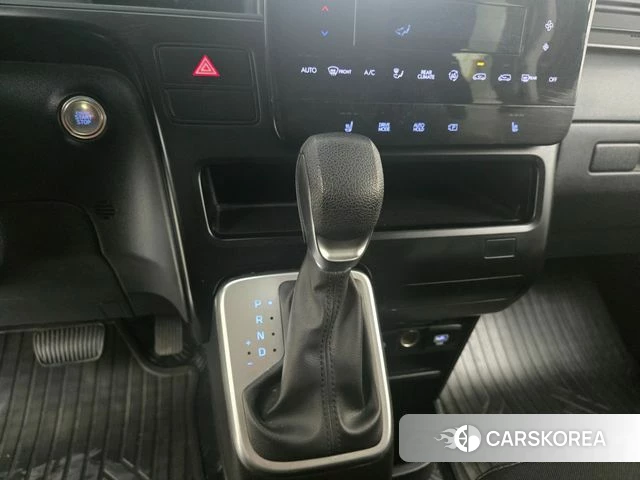 Hyundai Staria 2025 Черный из Кореи, фото 3
