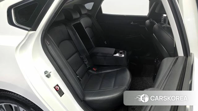 Kia K7 Premier Hybrid 2019 Белый из Кореи, фото 3