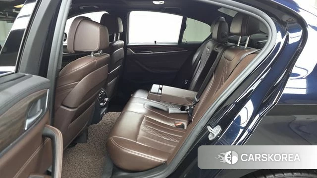 BMW 5 Series (G30) 2018 Синий из Кореи, фото 3