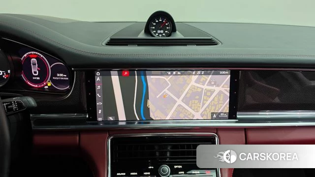 Porsche Panamera (971) 2021 Серебристо-серый из Кореи, фото 3
