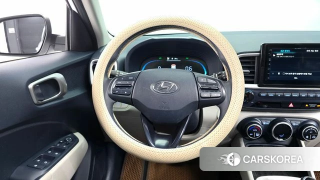 Hyundai Venue 2022 Белый из Кореи, фото 3