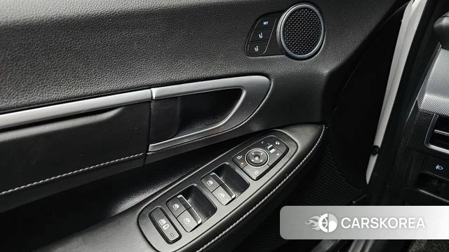 Hyundai Sonata D Edge Hybrid (DN8) 2024 Белый из Кореи, фото 3