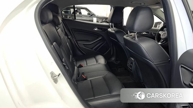 Mercedes-Benz GLA-Class X156 2018 Белый из Кореи, фото 3