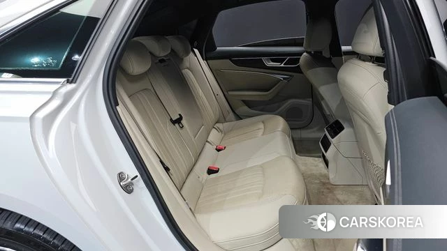 Audi A6 (C8) 2020 Белый из Кореи, фото 3