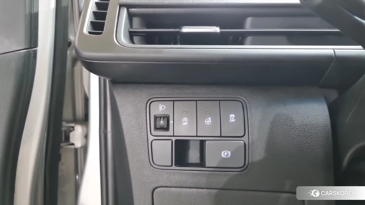Hyundai Staria 2022 Серебристо-серый из Кореи, фото 3