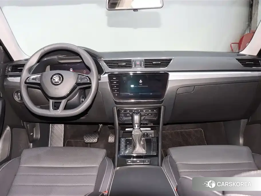 Skoda Superb 2024 Черный из Китая, фото 3